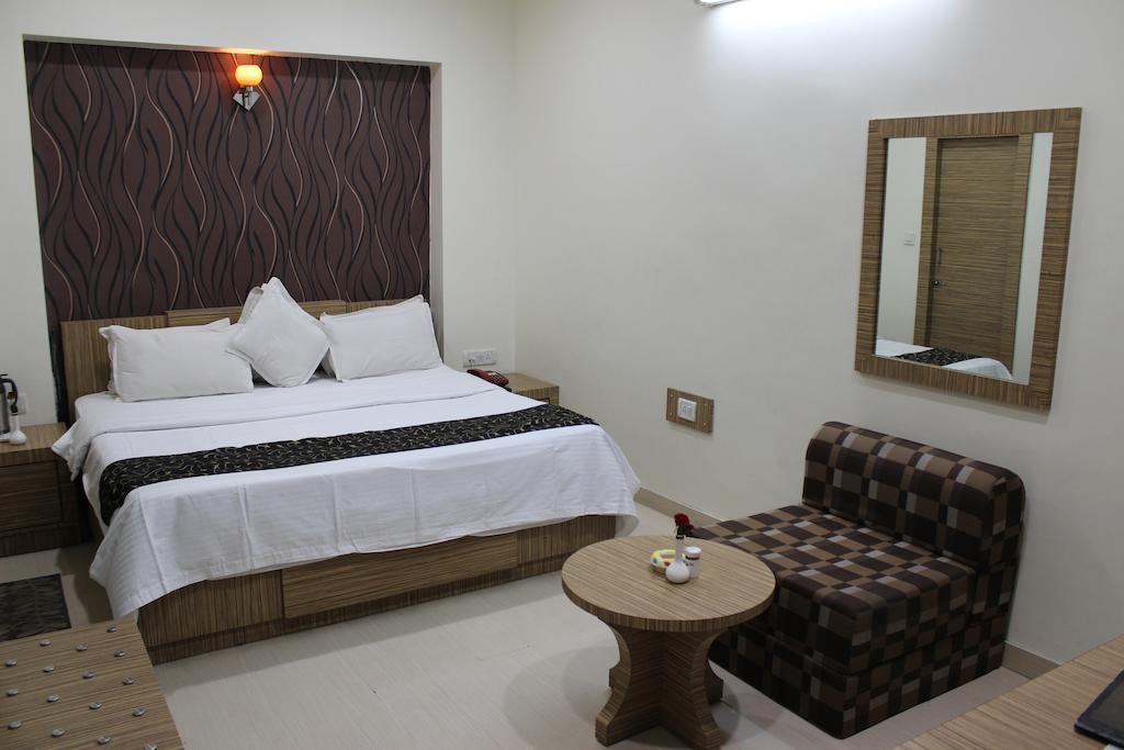 אג'מר Hotel Embassy By Akupara מראה חיצוני תמונה